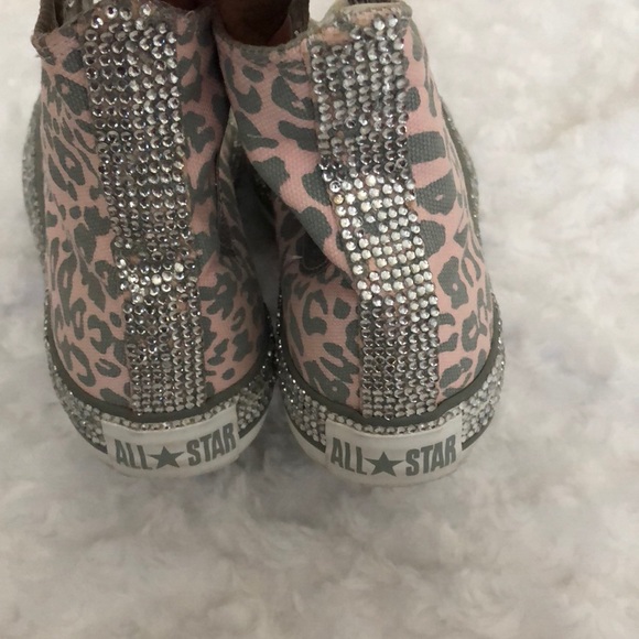 Bedazzled Leopard Converse! - Picture 4 of 6